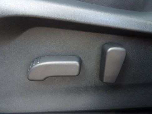 Certified 2026 Subaru Ascent Premium AWD/4WD image 15