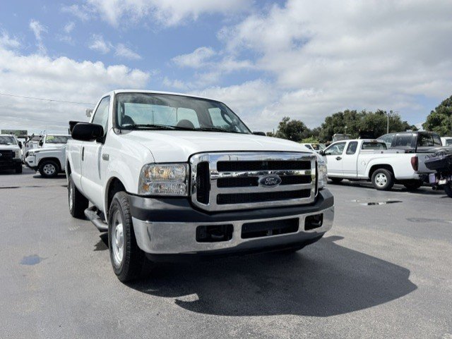 Used 2006 Ford F250 XL RWD image 3