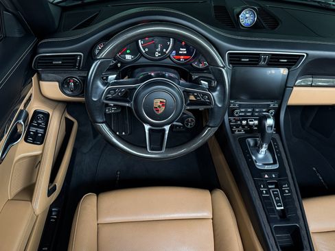 Used 2019 Porsche 911 Turbo AWD/4WD image 32