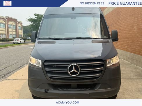 Used 2019 Mercedes-Benz Sprinter 170 image 2