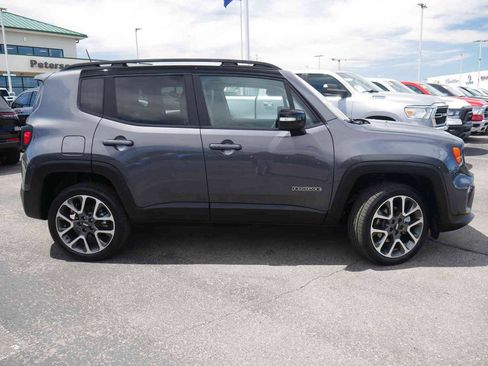 Certified 2022 Jeep Renegade Limited w/ Sun, Sound & Wheels Group AWD/4WD image 21