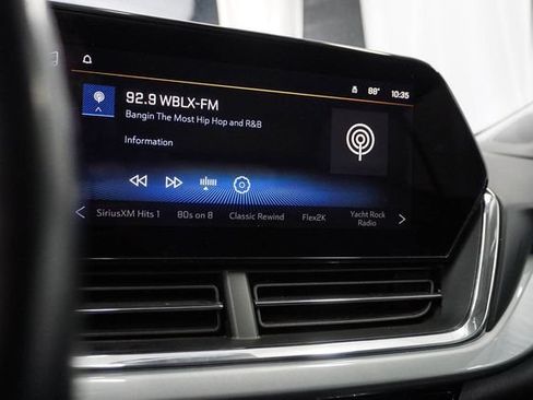 Used 2025 Chevrolet Trax LT w/ Driver Confidence Package FWD image 17