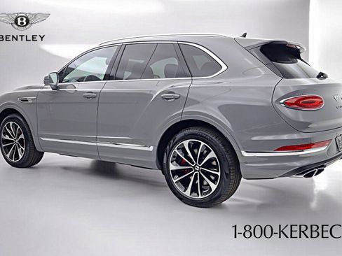 New 2025 Bentley Bentayga image 7