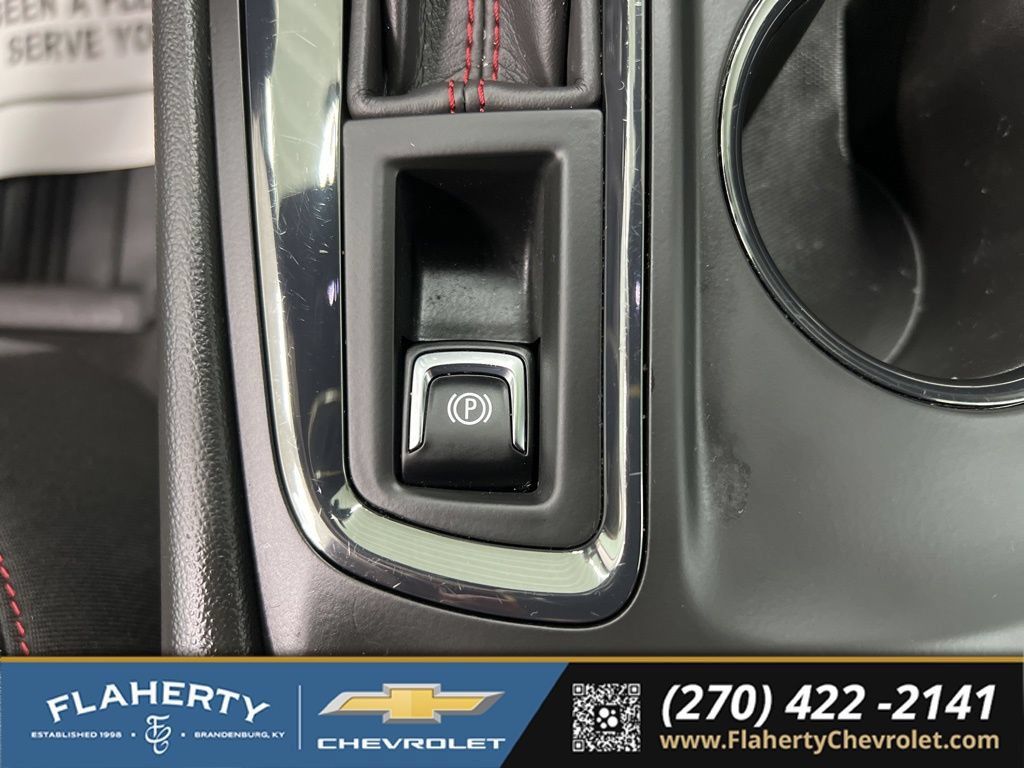 Used 2023 Chevrolet Equinox RS w/ LPO, Floor Liner Package FWD image 31
