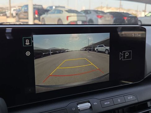Used 2025 Kia K4 FWD image 25