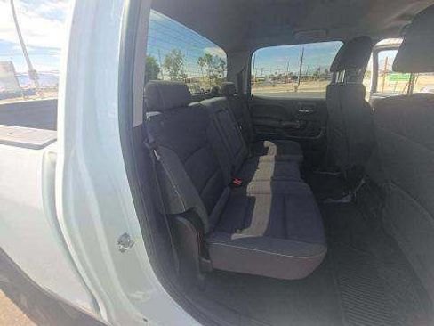 Used 2018 GMC Sierra 1500 SLE w/ SLE Value Package AWD/4WD image 13