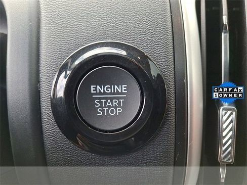 Used 2025 Ford Expedition Active image 24