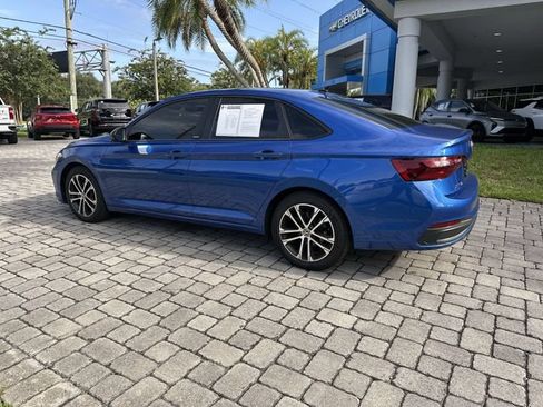 Used 2024 Volkswagen Jetta Sport FWD image 33