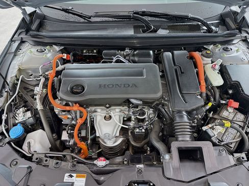 Used 2025 Honda Accord Sport image 28