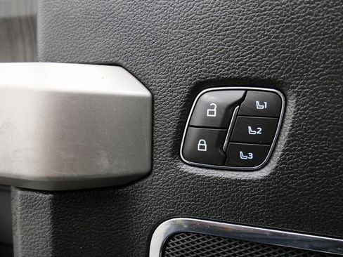 Used 2021 Ford F250 Lariat w/ Lariat Value Package image 16