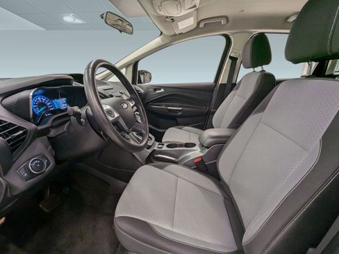 Used 2017 Ford C-MAX SE image 4