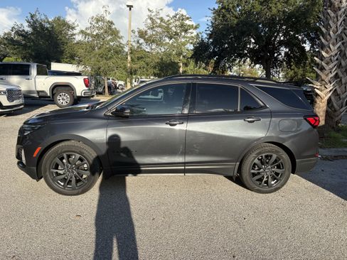 Certified 2023 Chevrolet Equinox RS w/ RS Leather Package FWD image 4