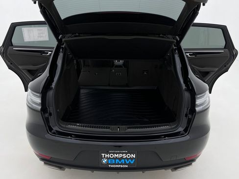 Used 2021 Porsche Macan image 24