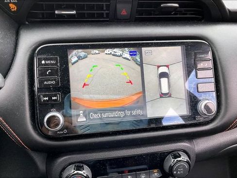 Used 2021 Nissan Kicks SR w/ Interior Electronics Package image 11