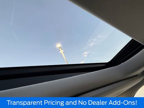 New 2025 Ford Expedition Active image 16