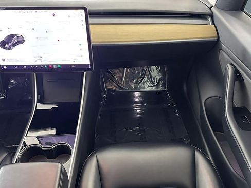Used 2018 Tesla Model 3 Long Range RWD image 30