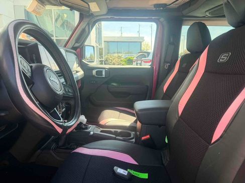 Used 2024 Jeep Wrangler Sport S image 11