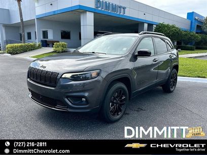 Used 2023 Jeep Cherokee Altitude Lux