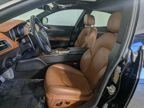 Used 2017 Maserati Ghibli S RWD image 13