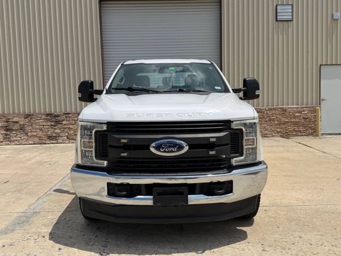 Used 2019 Ford F250 XL w/ Power Equipment Group AWD/4WD image 2