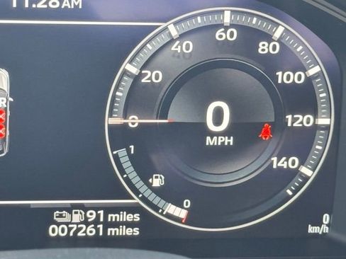 Used 2025 Mitsubishi Outlander 4WD Plug-In Hybrid image 30