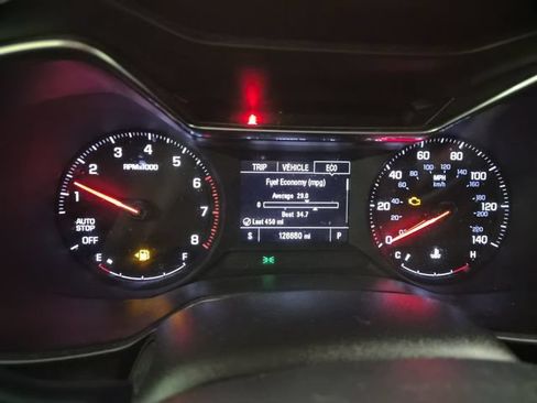 Used 2021 Chevrolet TrailBlazer LT w/ Convenience Package FWD image 14