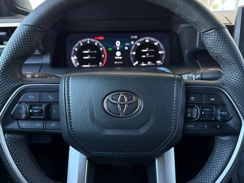 Used 2025 Toyota Tacoma TRD Off-Road w/ TRD Off Road Upgrade Package AWD/4WD image 24