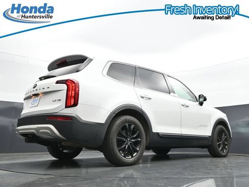 Used 2020 Kia Telluride LX AWD/4WD image 35