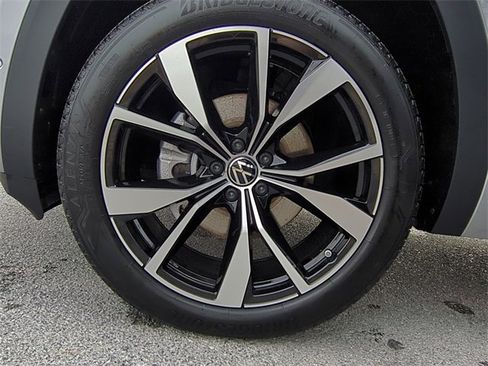 New 2026 Volkswagen Atlas SEL Premium R-Line image 23