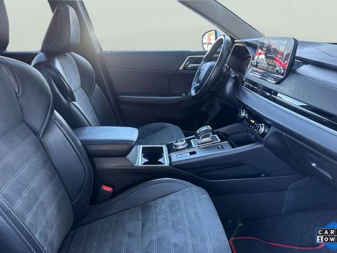 Used 2024 Mitsubishi Outlander Ralliart image 20