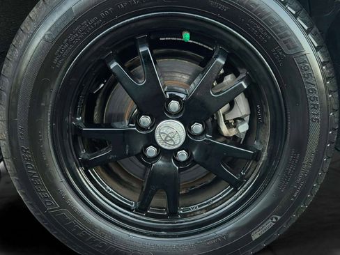 Used 2015 Toyota Prius Three image 48