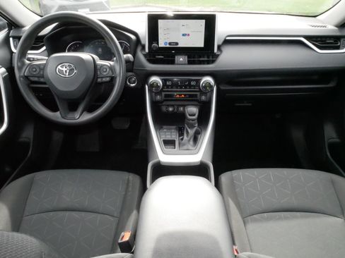 Certified 2024 Toyota RAV4 XLE w/ Convenience Package AWD/4WD image 10