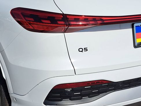 New 2025 Audi Q5 Premium Plus image 36