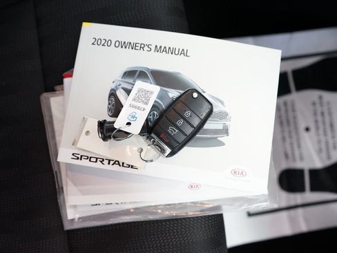 Used 2020 Kia Sportage LX AWD/4WD image 51