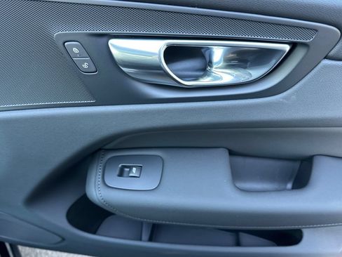 New 2026 Volvo XC60 T8 Core AWD/4WD image 18