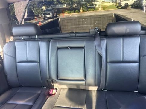 Used 2011 GMC Sierra 2500 SLE w/ SLE Preferred Package AWD/4WD image 15