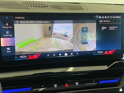 Certified 2024 BMW 530i xDrive w/ Premium Package image 26