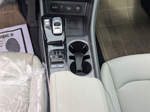 Used 2023 Hyundai Sonata Limited image 18