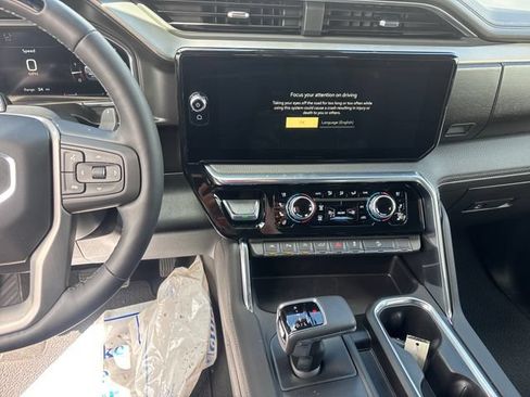 New 2026 GMC Sierra 1500 Denali w/ Technology Package AWD/4WD image 19