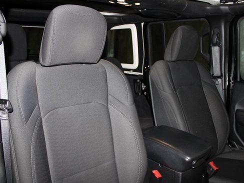 Used 2020 Jeep Wrangler Unlimited Sport image 4