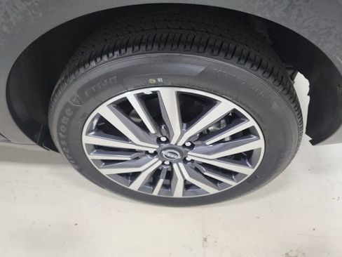 Used 2024 Nissan Kicks SR FWD image 35