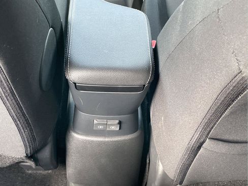 Used 2024 Nissan Kicks S FWD image 16