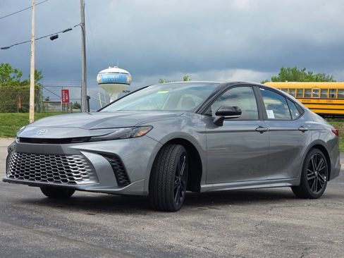 New 2026 Toyota Camry XSE FWD image 22
