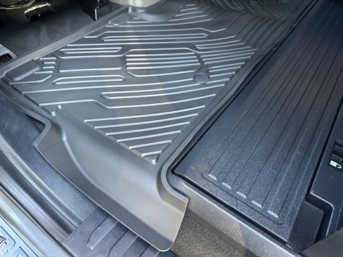 Used 2022 Ford F250 XLT w/ XLT Premium Package image 17