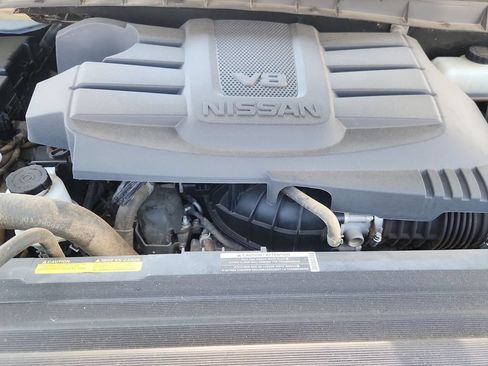 Used 2021 Nissan Titan PRO-4X w/ Pro-4x Utility Package AWD/4WD image 17