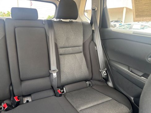 Used 2025 Nissan Rogue SV FWD image 39