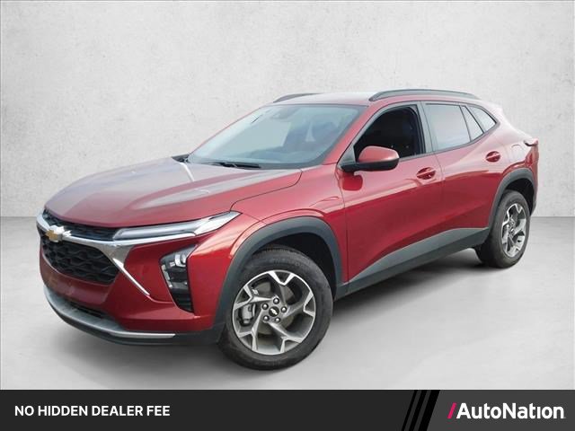 Used 2025 Chevrolet Trax LT FWD image 1