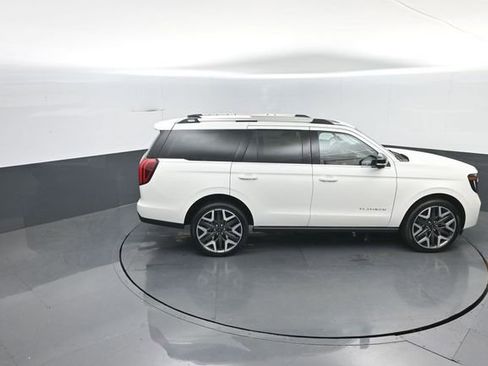 New 2026 Ford Expedition Platinum AWD/4WD image 32