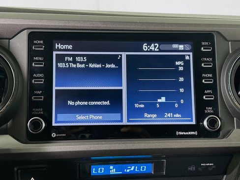 Used 2022 Toyota Tacoma SR5 RWD image 22