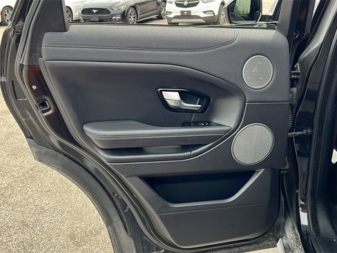 Used 2016 Land Rover Range Rover Evoque HSE Dynamic image 30